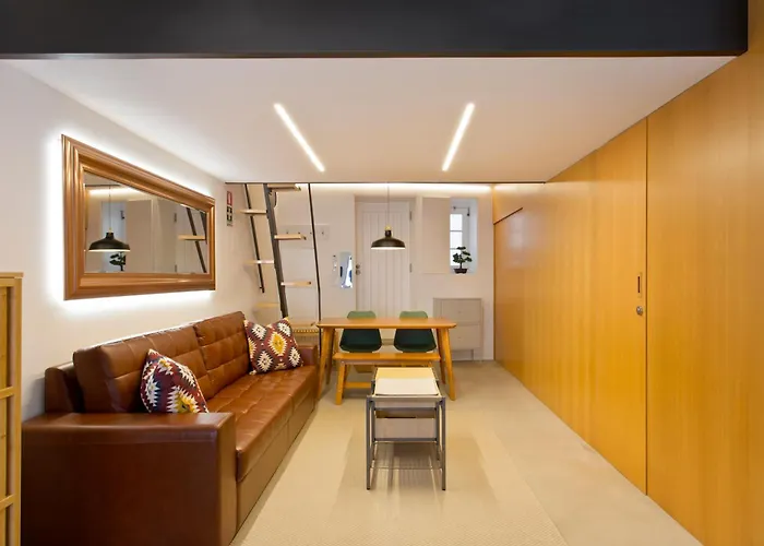 Luiz I Optimum Lofts 01 Порту